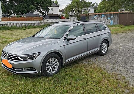 VW Passat Volkswagen 2.0 TDI SCR Comfortline