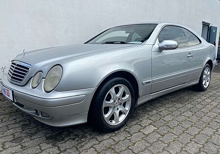 Mercedes-Benz CLK 320 W208 Coupe Automatik/Klima/Felgen...