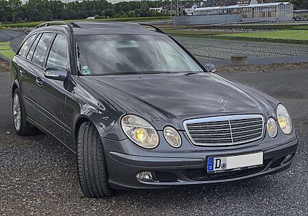 Mercedes-Benz E 280 E-Klasse T-Modell T Classic Sport Edition