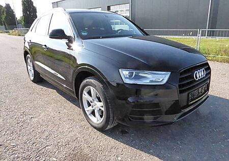 Audi Q3 sport quattro,Xenon,Led-Tagfahr,BC,SHZ,AHK Schwenk