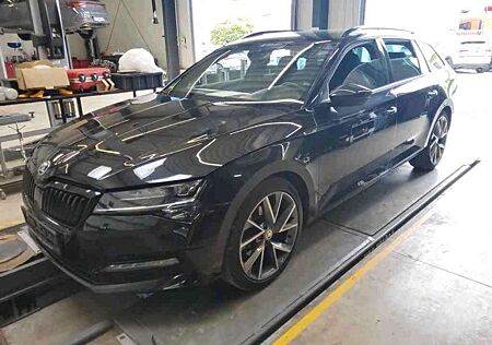Skoda Superb Combi Sportline1.5TSI Matrix Navi SHZ Alu