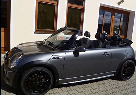 Mini John Cooper Works Cabrio S Kit