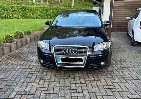 Audi A3 2.0 TDI DPF quattro Ambiente