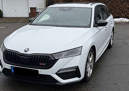 Skoda Octavia Combi NX RS Plus, Headup, DCC, ACC, Pano,