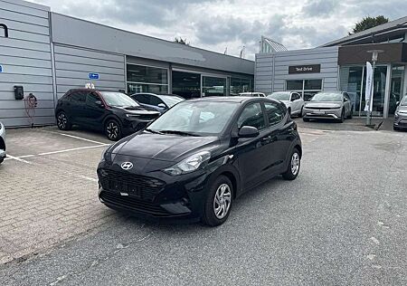 Hyundai i10 1.0T-GDI Virtual+Winterpaket+Kamera+CarPlay