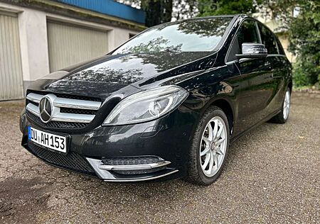 Mercedes-Benz B 180 CDI, Klima, PDC,Navi, Sitzheizung und vieles mehr