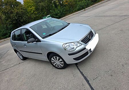 VW Polo Volkswagen N9 .Stadtflitzer . TÜV Bis 05/27