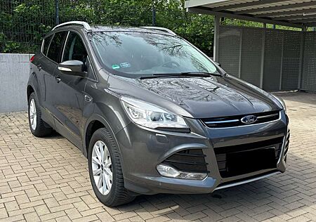 Ford Kuga 1.5 EcoBoost 2x4 Trend