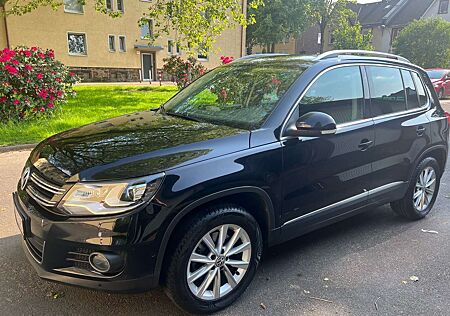 VW Tiguan Volkswagen Sport & Style BMT