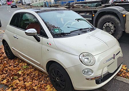 Fiat 500 1.2 Lounge in Weiß