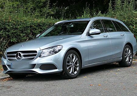 Mercedes-Benz C 220 C+220+d+4Matic+T+7G-TRONIC+Avantgarde