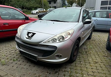 Peugeot 206 + 75 - HU Neu