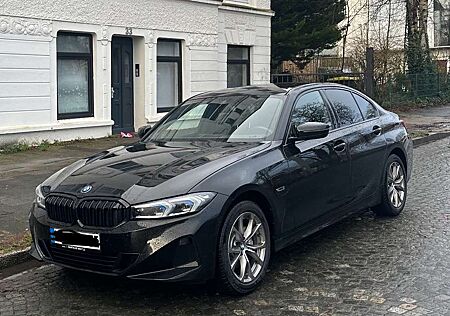 BMW 320 e