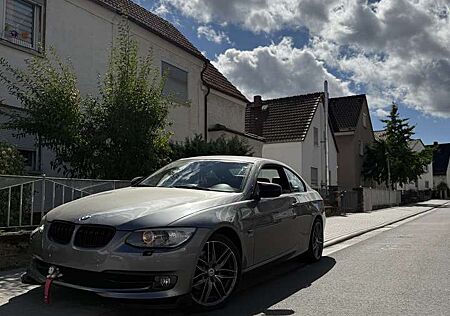 BMW 320d 320 xDrive Coupe Aut.