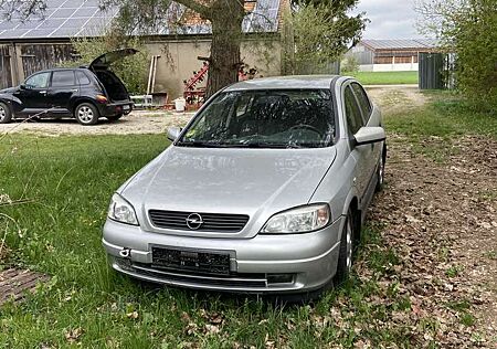 Opel Astra 2.0 DTI Edition 2000