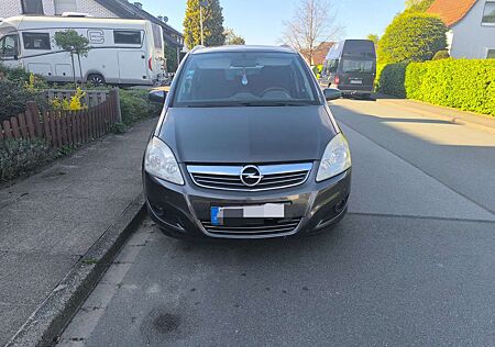 Opel Zafira 1.6 Edition