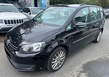 VW Touran Volkswagen 1,6 TDI ,6 GANG, 7 PLÄTZE, NEU ZAHNREMEN