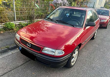 Opel Astra TÜV Neu, Schiebedach