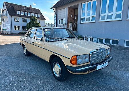 Mercedes-Benz E 230 W 123 Schiebedach TÜV Neu Oldtimer Gutacht