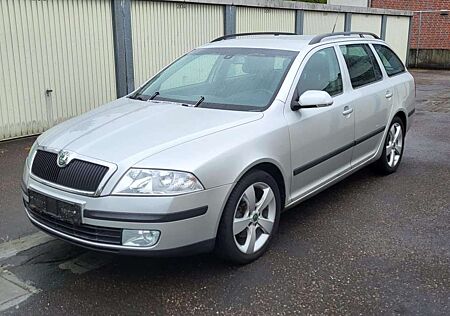 Skoda Octavia Combi 2.0 TDI DPF Elegance