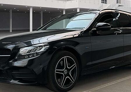 Mercedes-Benz C 300 T e 3xAMG LED+/MBUX+DAB/AMBIE/RFK/E-KLPP/AHK