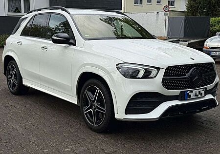 Mercedes-Benz GLE 300 d 4Matic*AMG-LINE*ALCANTARA*KAMERA*TOP*