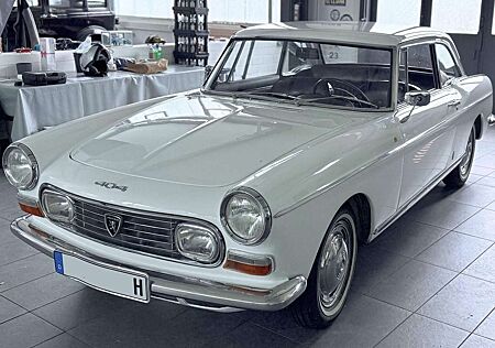 Peugeot 404 Coupe
