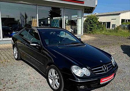 Mercedes-Benz CLK 200 Kompressor Avantgarde Navi mit Rückfahrkamera