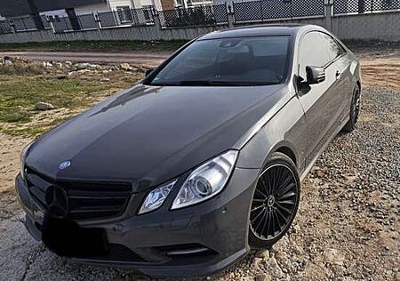 Mercedes-Benz E 250 CDI DPF Coupe BlueEFFICIENCY 7G-TRONIC Avantgarde