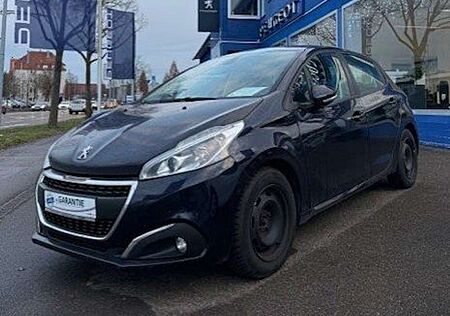 Peugeot 208 Signature