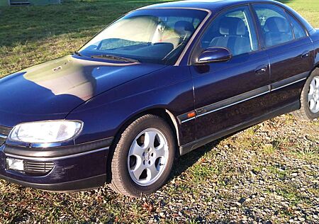 Opel Omega 2.5 V6 Edition 100