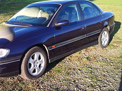 Opel Omega Omega 2.5 V6 Edition 100