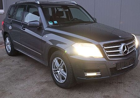 Mercedes-Benz GLK 220 CDI 4-Matic BE Automatik SHZ AHK Klima Navi Xenon