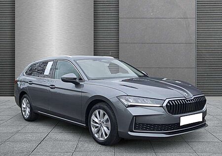 Skoda Superb Combi Selection AHK schwenkbar+Winterpaket 2.0 ...