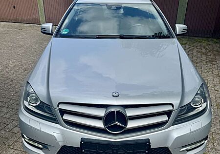 Mercedes-Benz C 180 Coupe (BlueEFFICIENCY) 7G-TRONIC