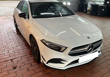 Mercedes-Benz A 35 AMG A-Klasse+Limousine+4Matic+Speedshift+DCT+7G