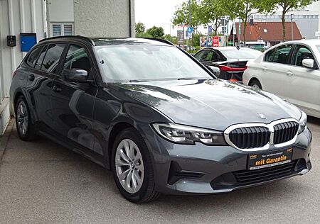 BMW 320 d Touring xDrive Aut Advantage Navi LEDer M L