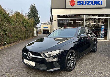 Mercedes-Benz A 200 LED KLIMAAUTO SPUR PARKASSISTENT PDC SHZ