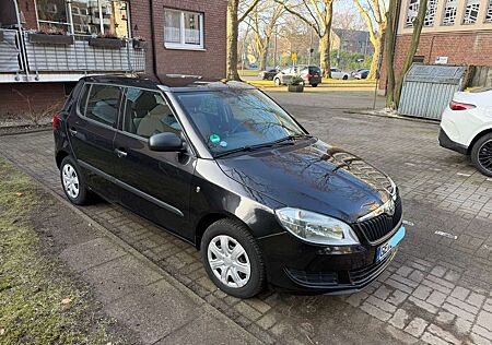 Skoda Fabia II Fließheck 1.2 HTP EURO5 TÜV NEU 12/2027 TOP Zustand