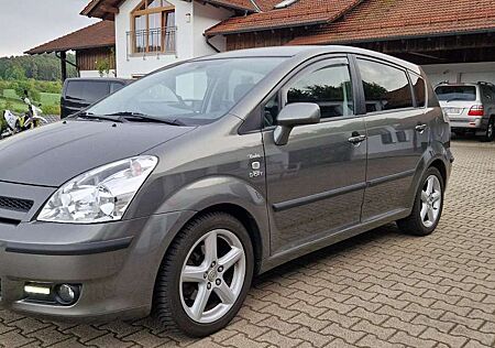 Toyota Corolla Verso 2.2 D-CAT Sol