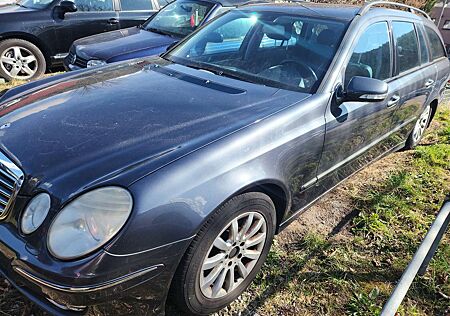 Mercedes-Benz E 200 E-Klasse T-Modell T Kompressor Classic