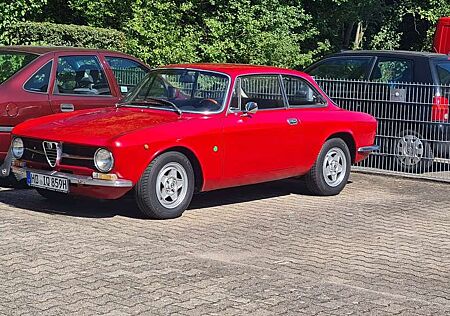 Alfa Romeo GT Guilia