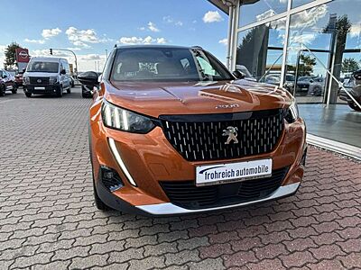 Peugeot 2008 PureTech 130 GT Navi Kamera