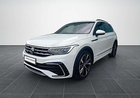 VW Tiguan Volkswagen 2.0 TDI SCR 4X4 DSG R-Line*AHK*Head-up-Di