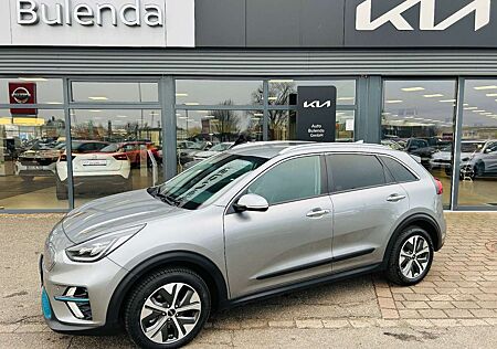 Kia Niro e- 64 kWh Spirit 3 Phase Leder+ AWR NAVI JBL