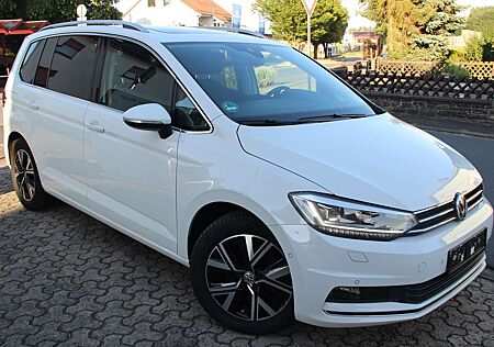 VW Touran Volkswagen Highline BMT/Start-Stopp
