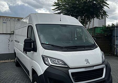 Peugeot Boxer 335 BlueHDi HDi 335 L2H2