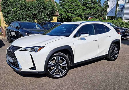 Lexus UX 250h Style Edition Style+