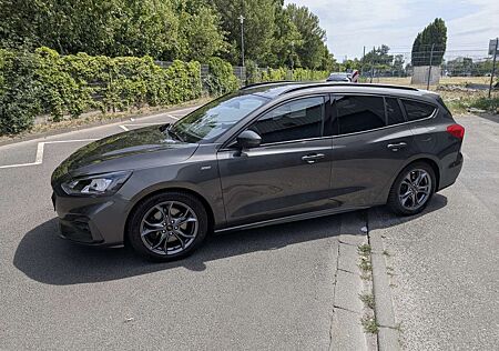 Ford Focus ST-Line 1,0 L ECOBOOST
