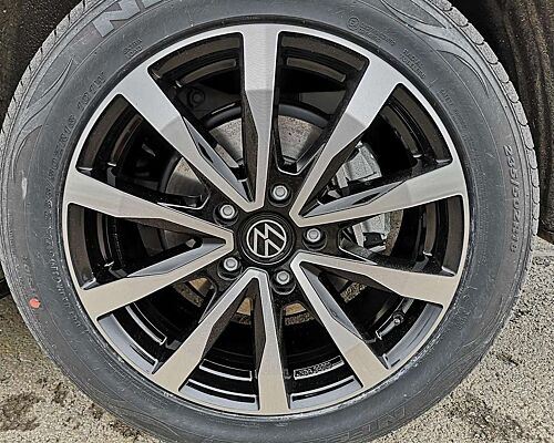 Volkswagen T7 Multivan Sport Edition 2,0TDI DSG Komfort LÜ 5 Sitzer 11...
